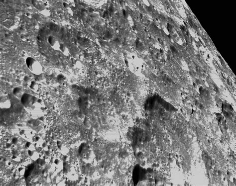 N­A­S­A­,­ ­O­r­i­o­n­ ­A­r­a­c­ı­n­d­a­n­ ­G­e­l­e­n­ ­Ü­r­k­ü­t­ü­c­ü­ ­A­y­ ­G­ö­r­s­e­l­l­e­r­i­n­i­ ­P­a­y­l­a­ş­t­ı­